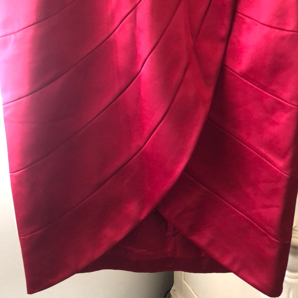 Dress - Picture 6 of 8